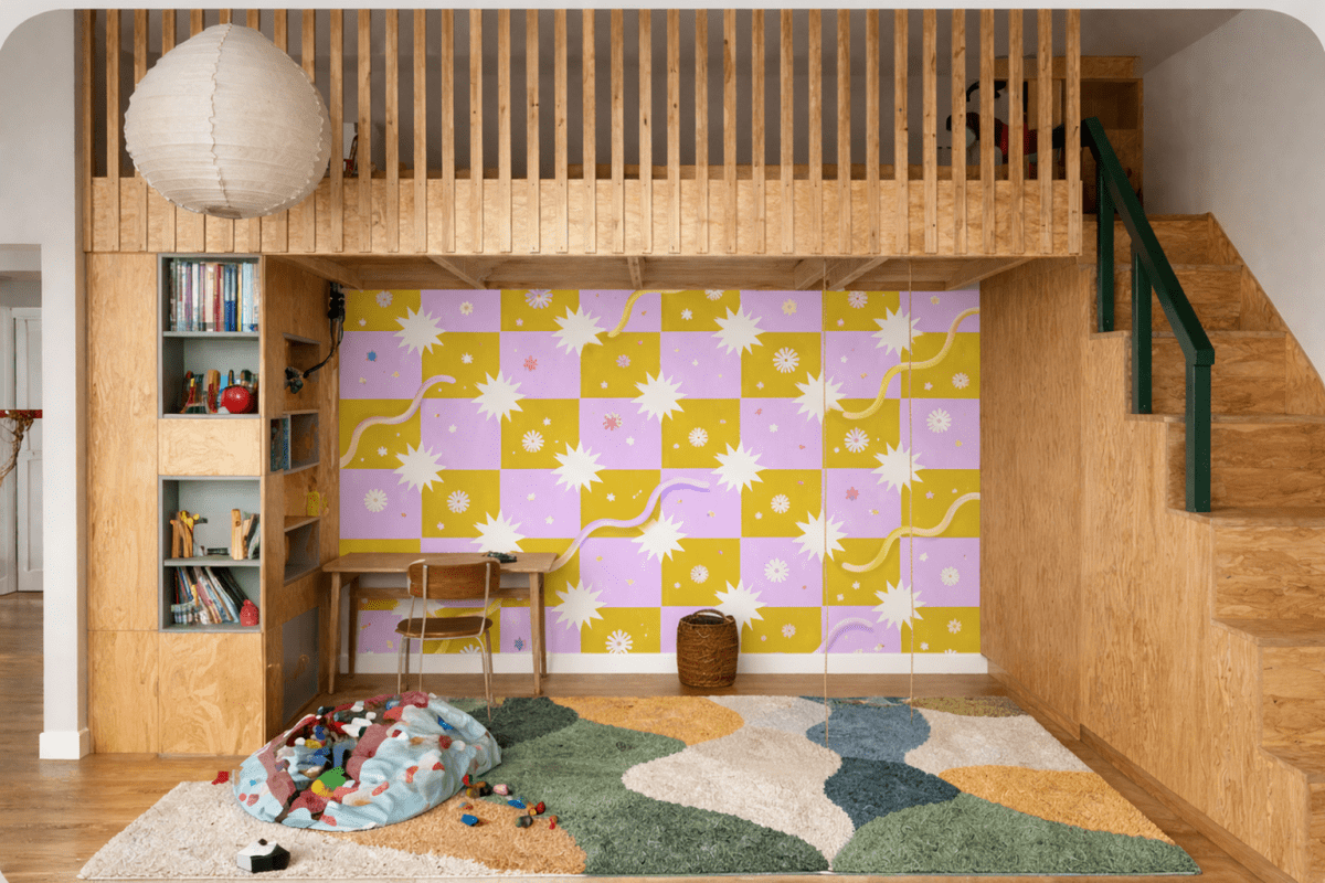 Radiant Ripple Field